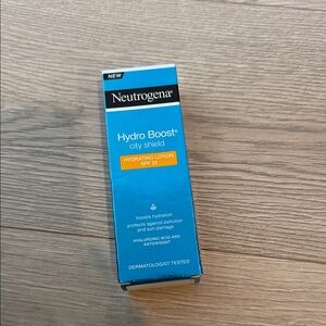 BRAND NEW IN BOX Neutrogena Hydro Boost Gel Cream - Vibrant Blue Box